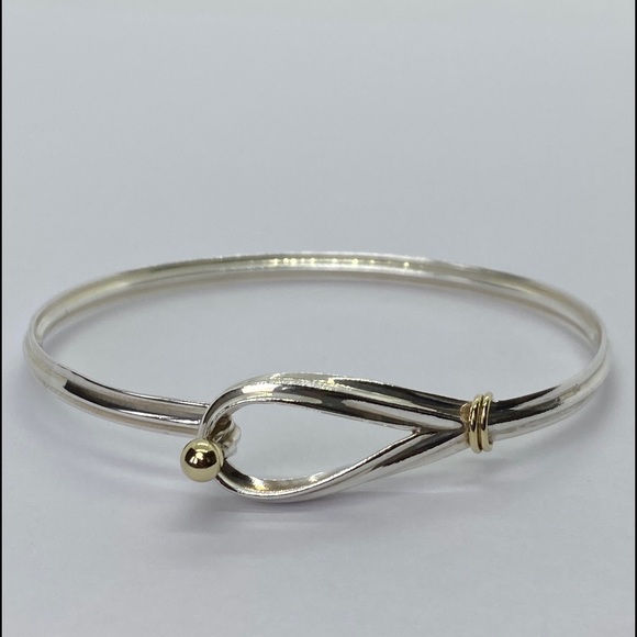 Tiffany & Co. Jewelry - AUTH Tiffany & Co hook and eye loop bangle